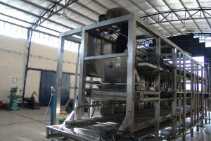 ماشین پری کولر مواد غذائی جهت شستشو و خشک نمودن در سه طبقه مختلف