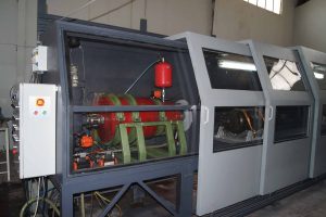 دستگاه تست هیدرواستاتیک و شبیه ساز احتراق موتور 
با طول 8 متر و فشار کاری 350 بار