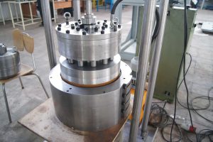 قالب تولید فرم بر روی محفظه احتراق سوپرآلیاژ تحت کانتور مشخص