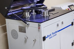 دستگاه تست دوام تسمه‌های مختلف تحت نیروی کششی ، دوران و حرارت