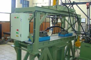 دستگاه تست عملکرد و دوام فنر تخت خودرو