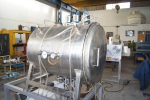 چمبر تست شرایط محیطی بر عملکرد شینه‌های نیروگاه تحت گاز محافظ در فشار ، دما و ولتاژ بالا